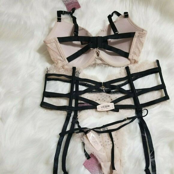 Victoria's Secret FASHION SHOW Bra-Garter-Thong Set 3 pcs 316 - Picture 4 of 6